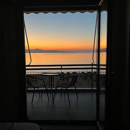 Ferienwohnung Lookis Sea View Near Airport Artemida  Exterior foto