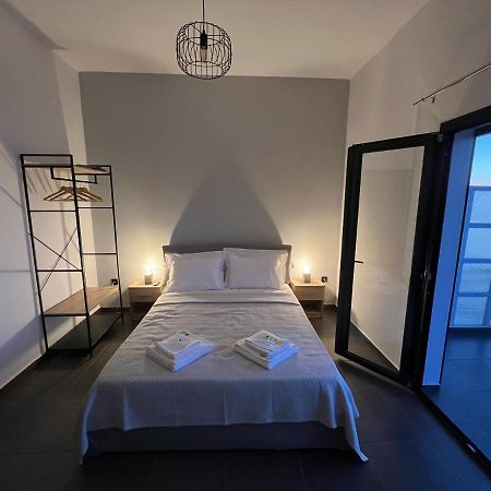 Ferienwohnung Lookis Sea View Near Airport Artemida  Exterior foto